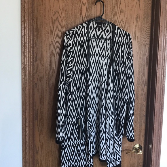 Cardigan - Picture 1 of 2